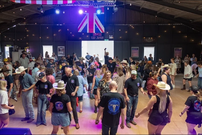 Packed Summer Stomp dance floor